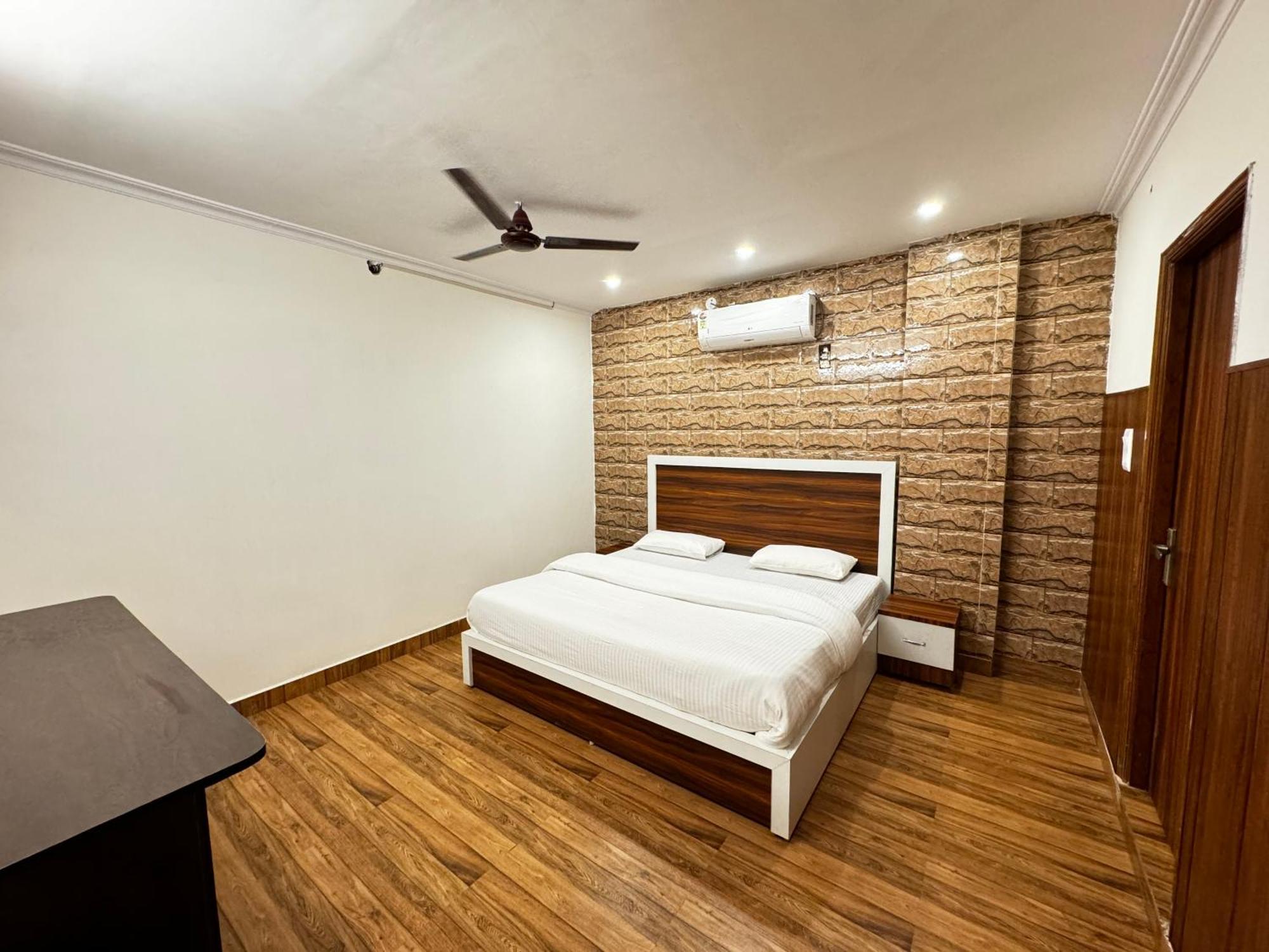 Hotel Walk Inn Faridabad Exterior foto