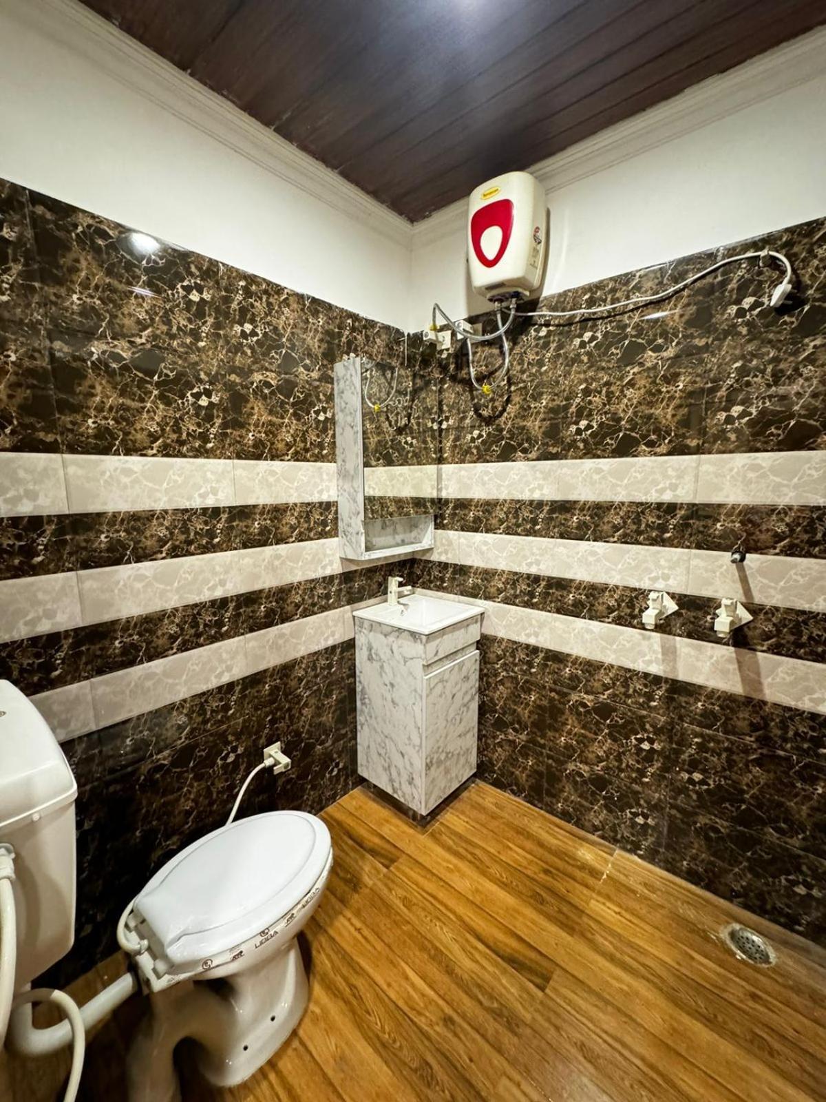 Hotel Walk Inn Faridabad Exterior foto